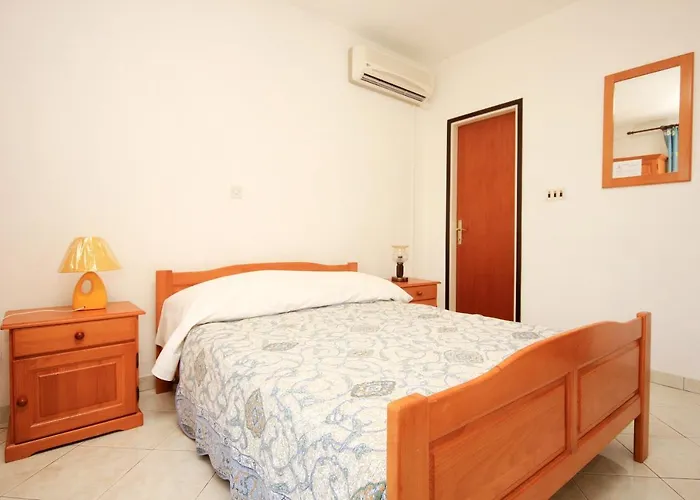 10188b Appartement Viganj